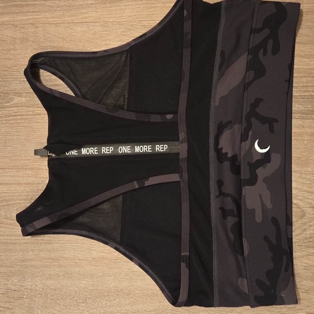 Zyia Active Allstar Zipper Camo Sports Bra